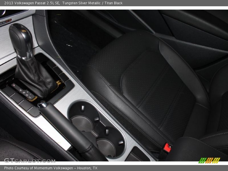 Tungsten Silver Metallic / Titan Black 2013 Volkswagen Passat 2.5L SE