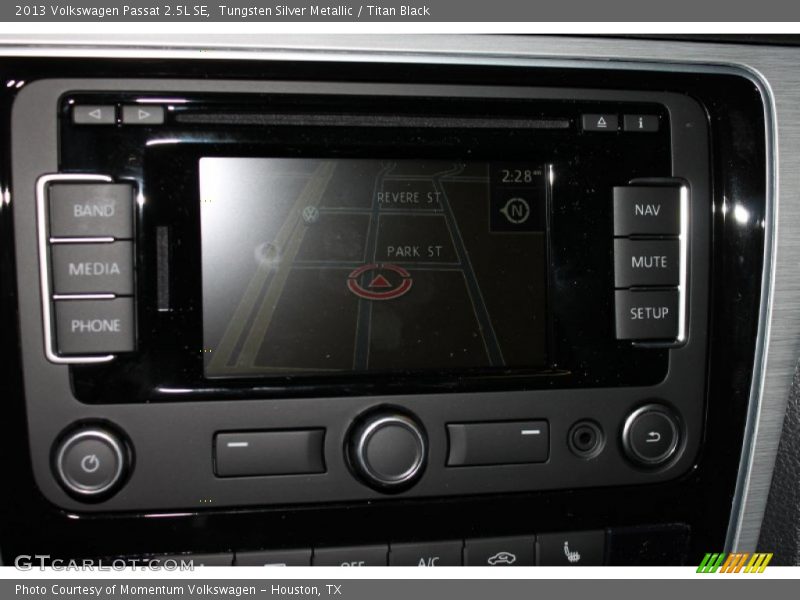 Tungsten Silver Metallic / Titan Black 2013 Volkswagen Passat 2.5L SE