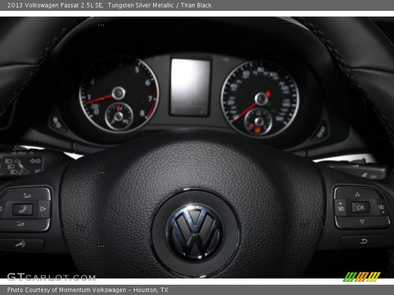 Tungsten Silver Metallic / Titan Black 2013 Volkswagen Passat 2.5L SE