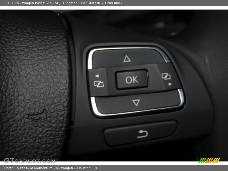 Tungsten Silver Metallic / Titan Black 2013 Volkswagen Passat 2.5L SE