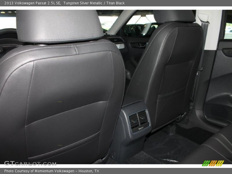Tungsten Silver Metallic / Titan Black 2013 Volkswagen Passat 2.5L SE
