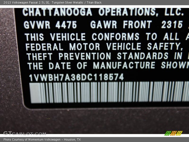 Tungsten Silver Metallic / Titan Black 2013 Volkswagen Passat 2.5L SE