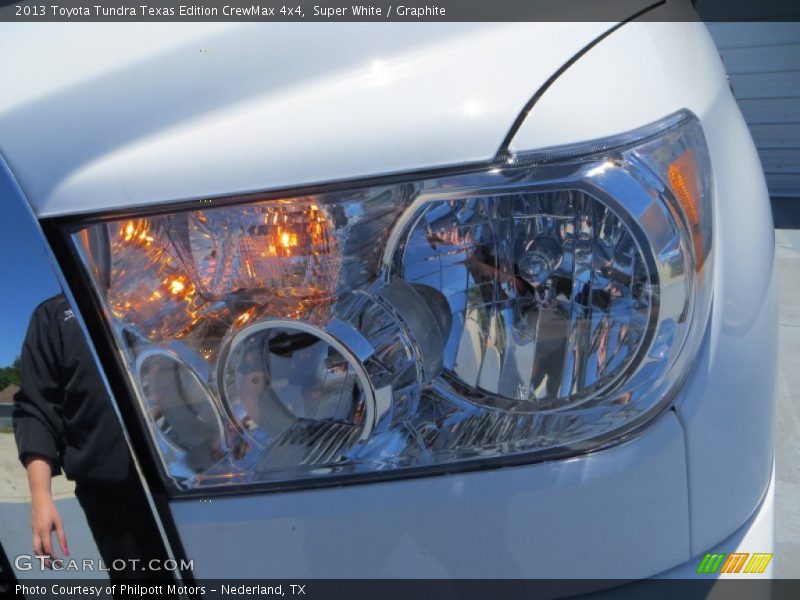 Super White / Graphite 2013 Toyota Tundra Texas Edition CrewMax 4x4