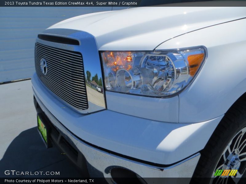 Super White / Graphite 2013 Toyota Tundra Texas Edition CrewMax 4x4