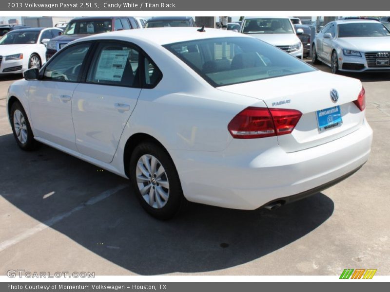 Candy White / Titan Black 2013 Volkswagen Passat 2.5L S