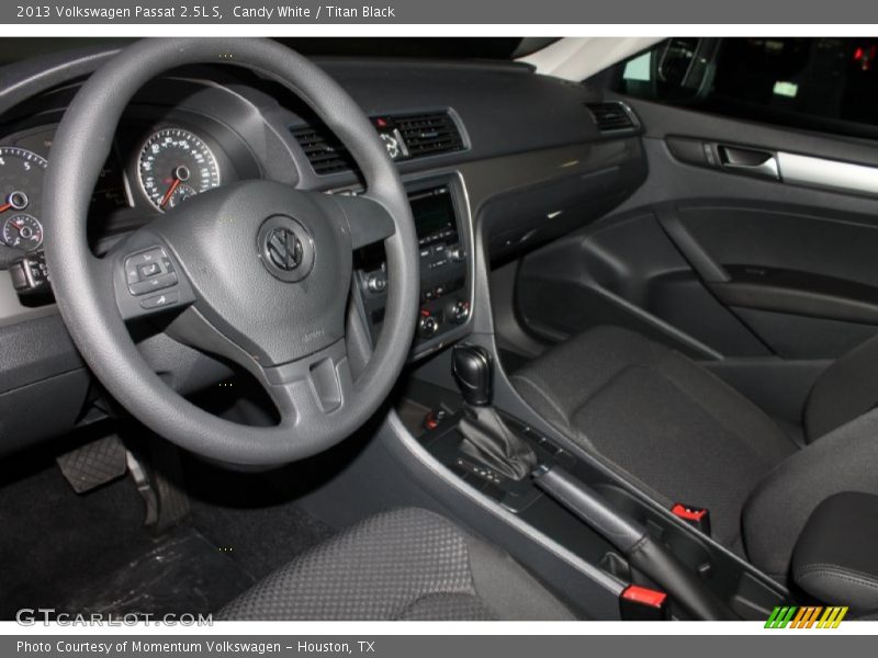 Candy White / Titan Black 2013 Volkswagen Passat 2.5L S