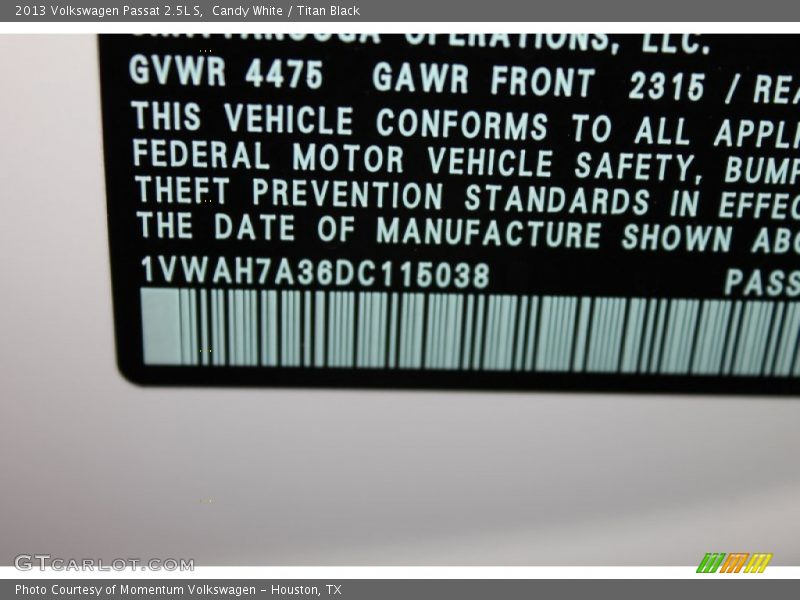 Candy White / Titan Black 2013 Volkswagen Passat 2.5L S