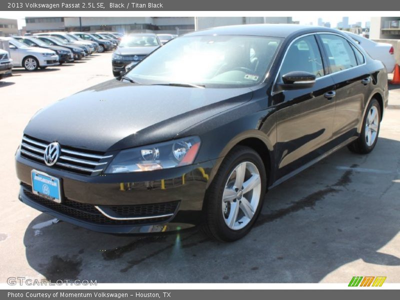 Black / Titan Black 2013 Volkswagen Passat 2.5L SE
