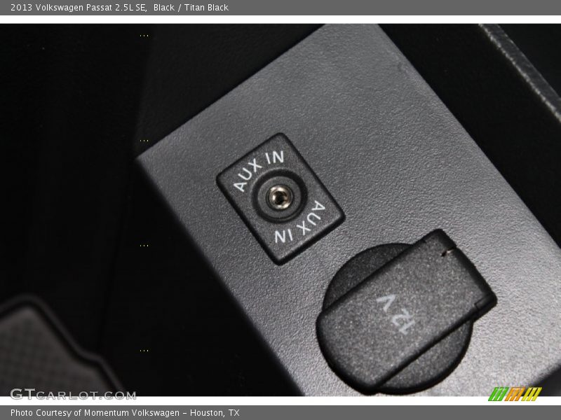Black / Titan Black 2013 Volkswagen Passat 2.5L SE