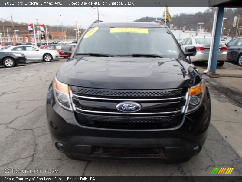 Tuxedo Black Metallic / Charcoal Black 2011 Ford Explorer Limited 4WD