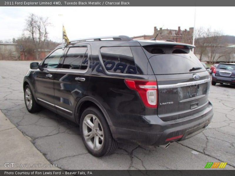 Tuxedo Black Metallic / Charcoal Black 2011 Ford Explorer Limited 4WD