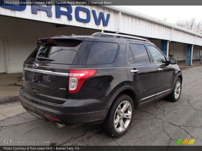 Tuxedo Black Metallic / Charcoal Black 2011 Ford Explorer Limited 4WD