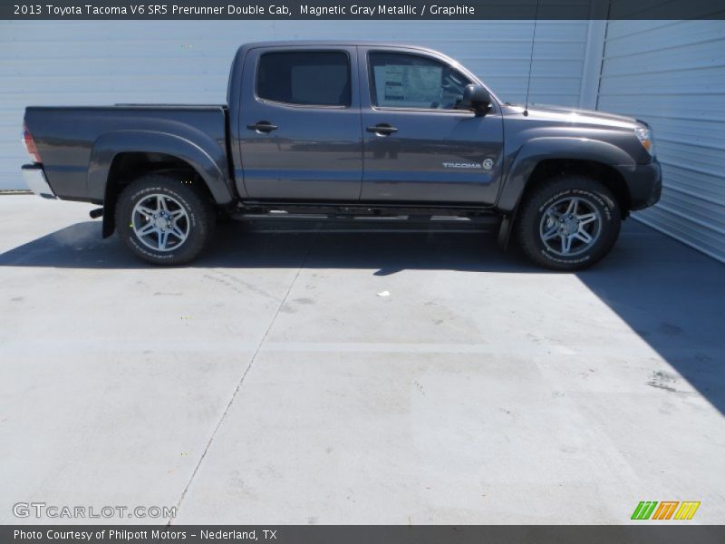 Magnetic Gray Metallic / Graphite 2013 Toyota Tacoma V6 SR5 Prerunner Double Cab