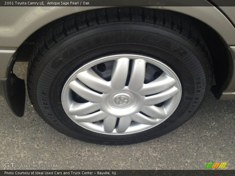  2001 Camry LE Wheel