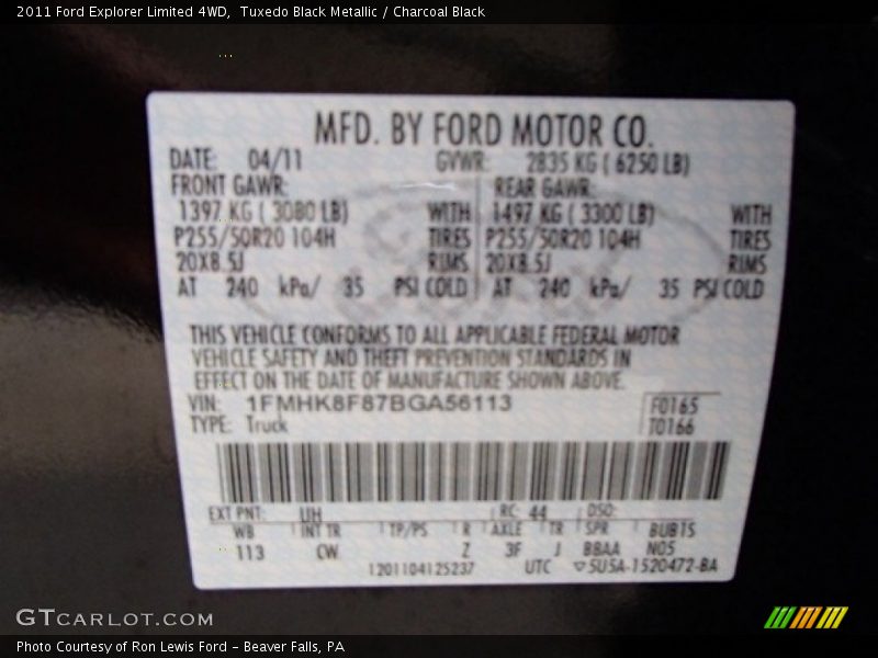 Tuxedo Black Metallic / Charcoal Black 2011 Ford Explorer Limited 4WD