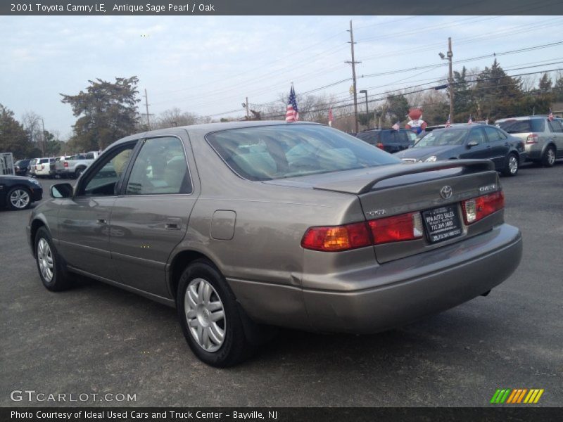 Antique Sage Pearl / Oak 2001 Toyota Camry LE