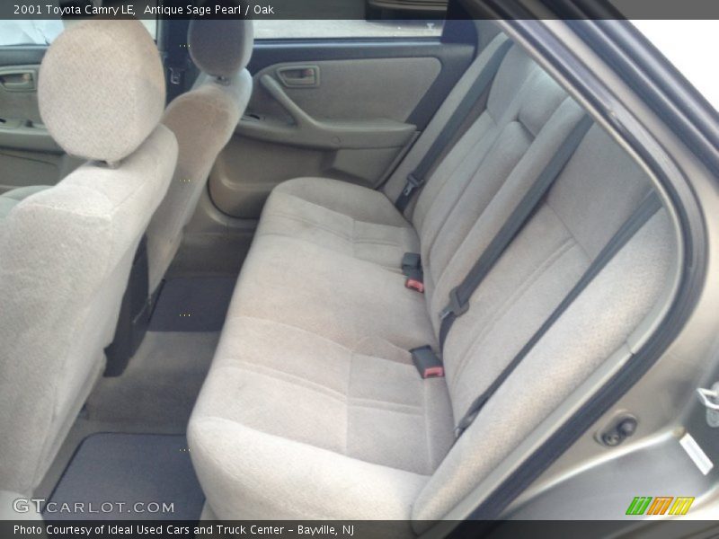 Antique Sage Pearl / Oak 2001 Toyota Camry LE