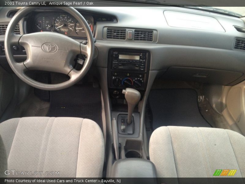 Antique Sage Pearl / Oak 2001 Toyota Camry LE