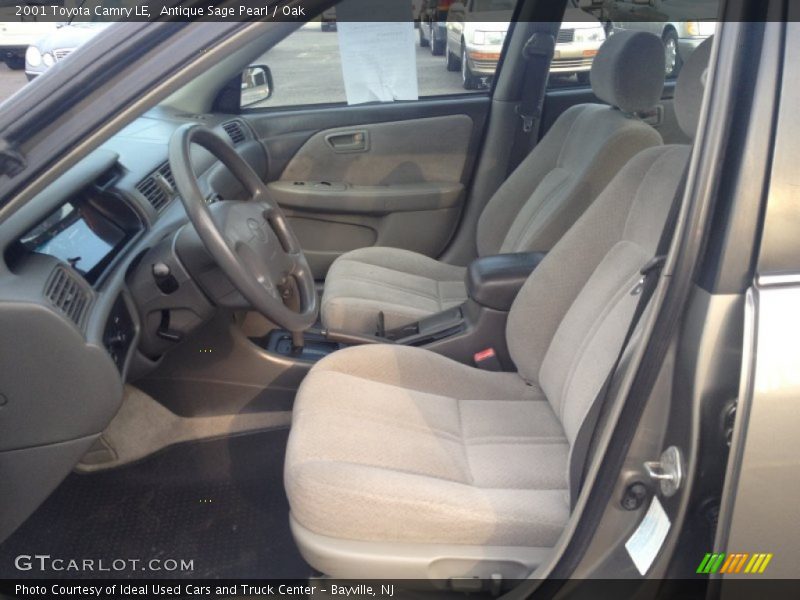 Antique Sage Pearl / Oak 2001 Toyota Camry LE