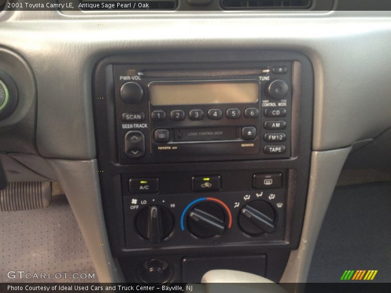 Antique Sage Pearl / Oak 2001 Toyota Camry LE