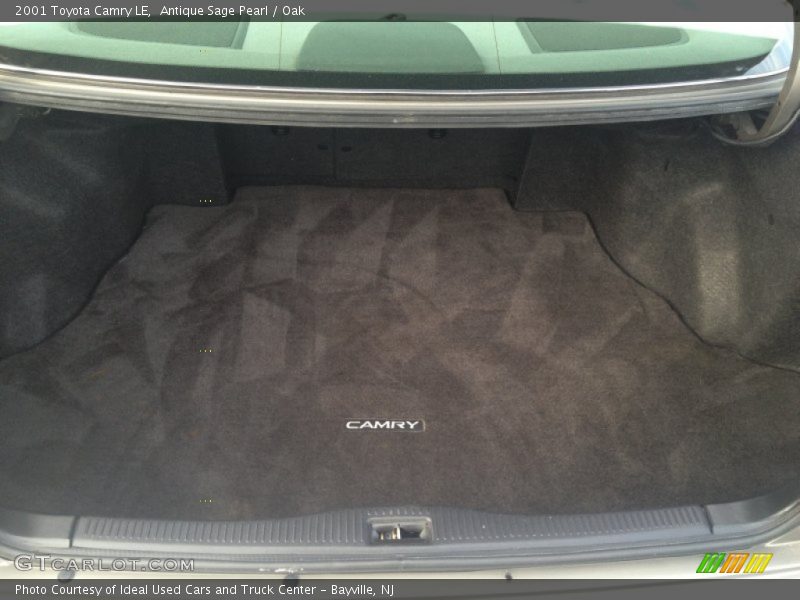  2001 Camry LE Trunk