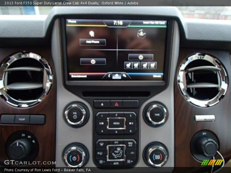 Controls of 2013 F350 Super Duty Lariat Crew Cab 4x4 Dually