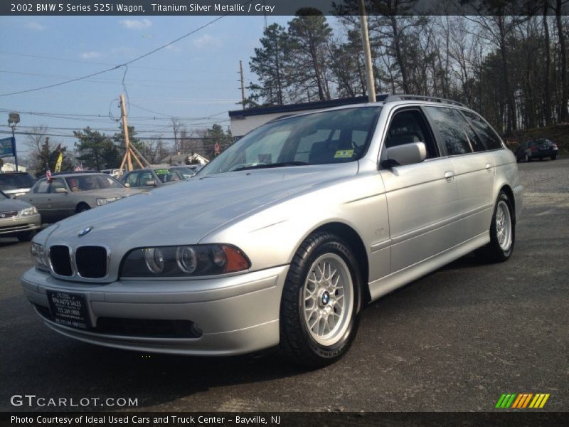 Titanium Silver Metallic / Grey 2002 BMW 5 Series 525i Wagon