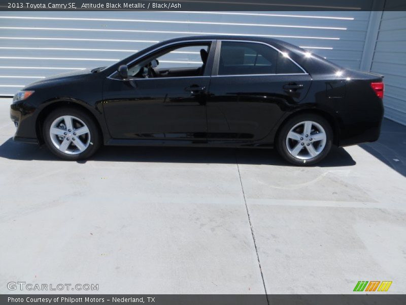 Attitude Black Metallic / Black/Ash 2013 Toyota Camry SE