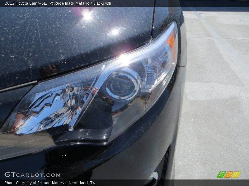 Attitude Black Metallic / Black/Ash 2013 Toyota Camry SE