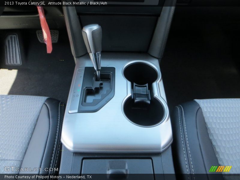 Attitude Black Metallic / Black/Ash 2013 Toyota Camry SE