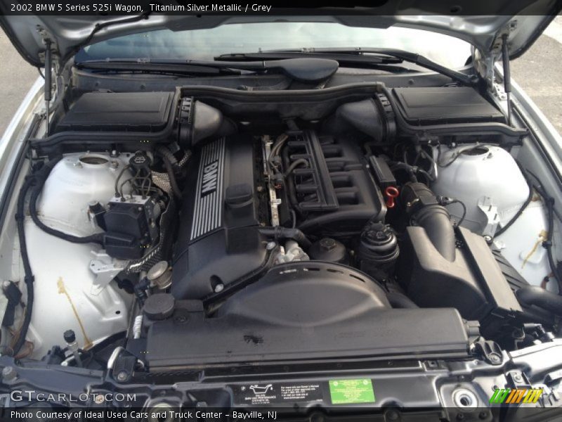  2002 5 Series 525i Wagon Engine - 2.5L DOHC 24V Inline 6 Cylinder