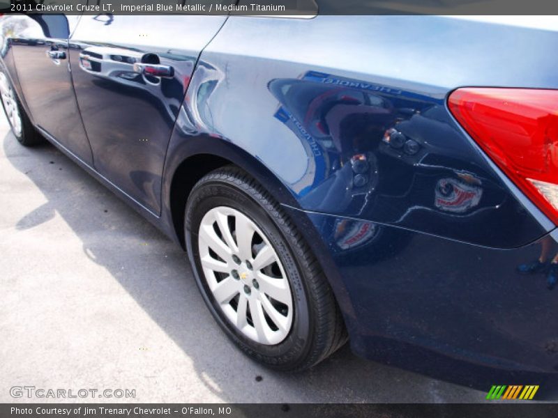 Imperial Blue Metallic / Medium Titanium 2011 Chevrolet Cruze LT
