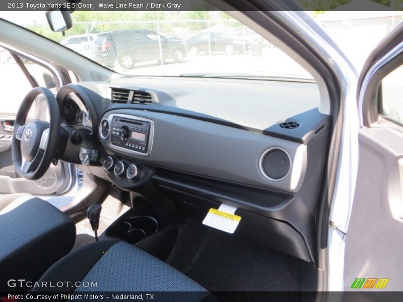 Wave Line Pearl / Dark Gray 2013 Toyota Yaris SE 5 Door
