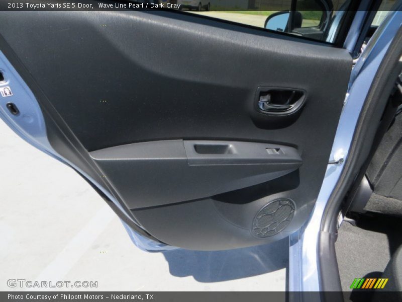 Wave Line Pearl / Dark Gray 2013 Toyota Yaris SE 5 Door