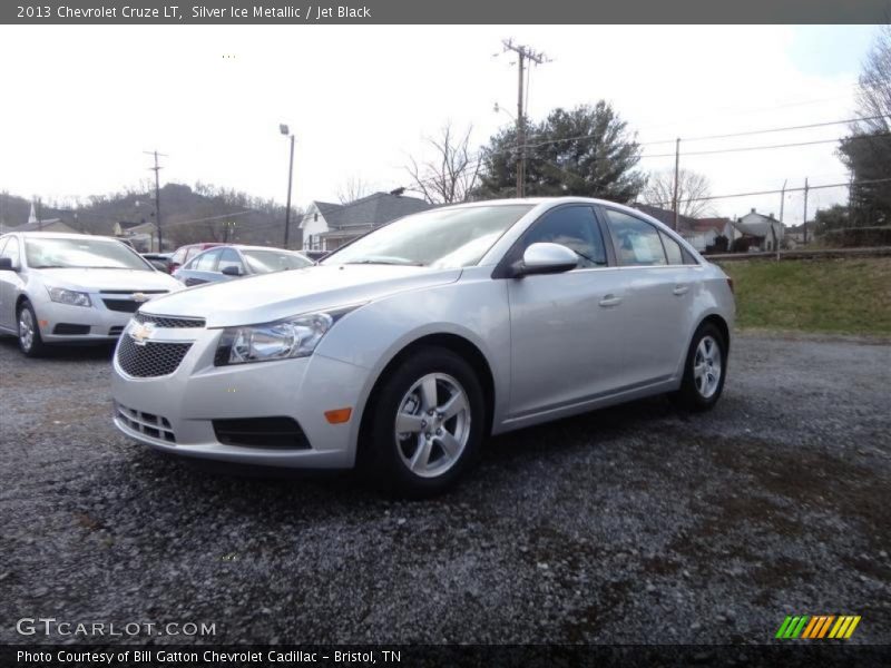 Silver Ice Metallic / Jet Black 2013 Chevrolet Cruze LT