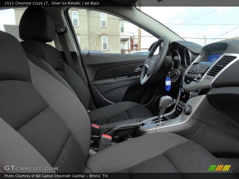 Silver Ice Metallic / Jet Black 2013 Chevrolet Cruze LT