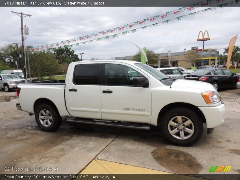 Glacier White / Charcoal 2013 Nissan Titan SV Crew Cab