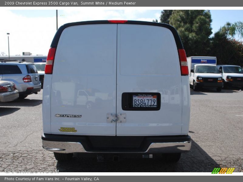 Summit White / Medium Pewter 2009 Chevrolet Express 3500 Cargo Van