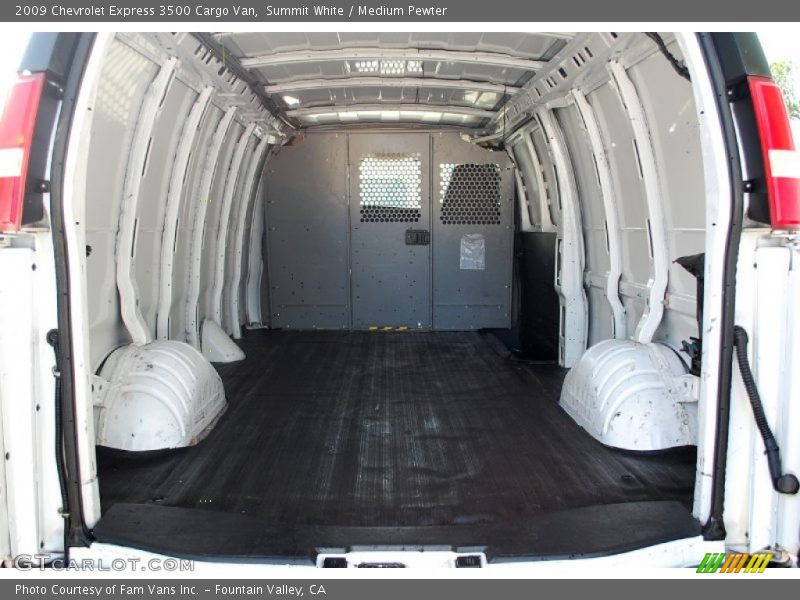  2009 Express 3500 Cargo Van Trunk