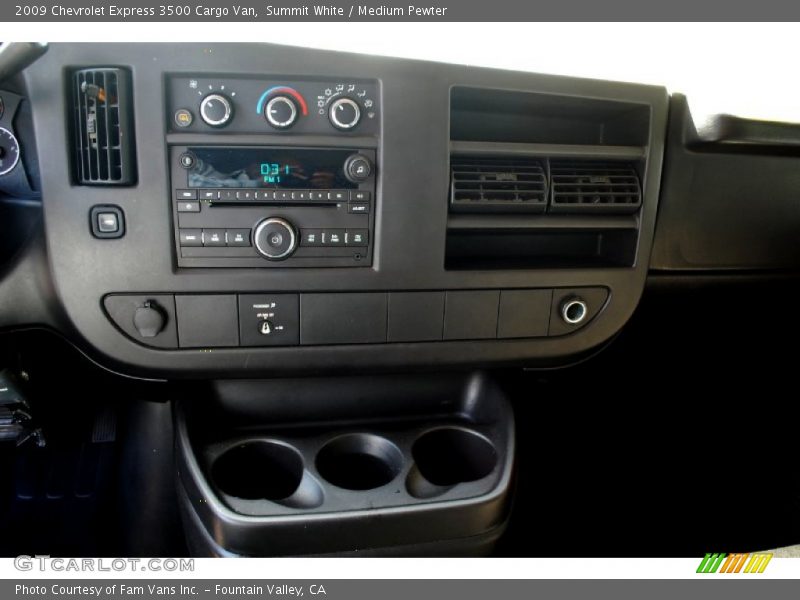 Summit White / Medium Pewter 2009 Chevrolet Express 3500 Cargo Van