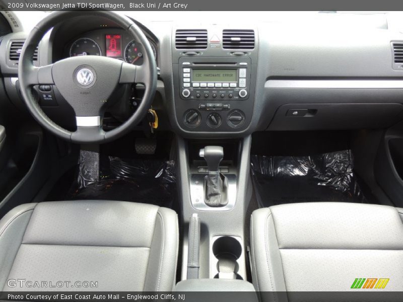Black Uni / Art Grey 2009 Volkswagen Jetta TDI SportWagen