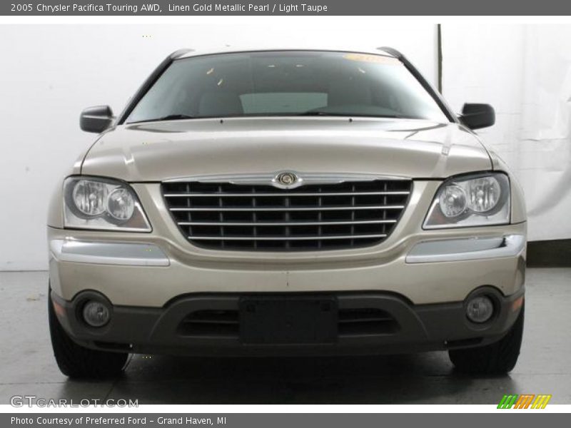 Linen Gold Metallic Pearl / Light Taupe 2005 Chrysler Pacifica Touring AWD