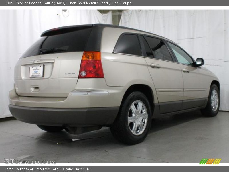 Linen Gold Metallic Pearl / Light Taupe 2005 Chrysler Pacifica Touring AWD