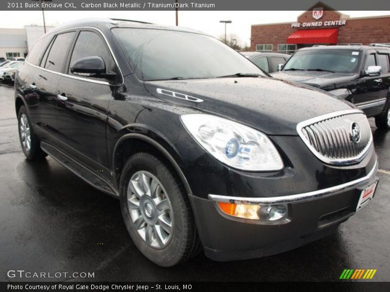 Front 3/4 View of 2011 Enclave CXL