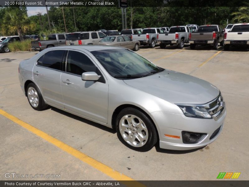 Front 3/4 View of 2010 Fusion SE