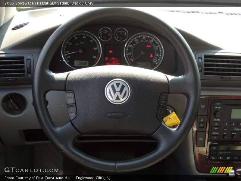 Black / Grey 2005 Volkswagen Passat GLX Sedan