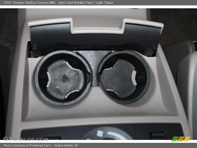 Linen Gold Metallic Pearl / Light Taupe 2005 Chrysler Pacifica Touring AWD