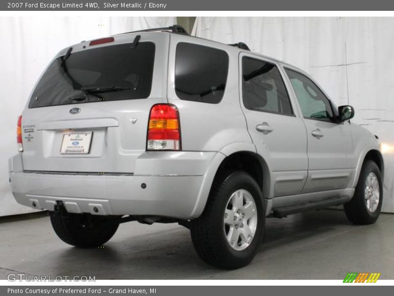 Silver Metallic / Ebony 2007 Ford Escape Limited 4WD