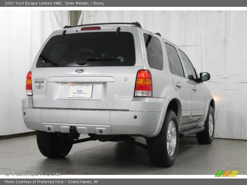 Silver Metallic / Ebony 2007 Ford Escape Limited 4WD