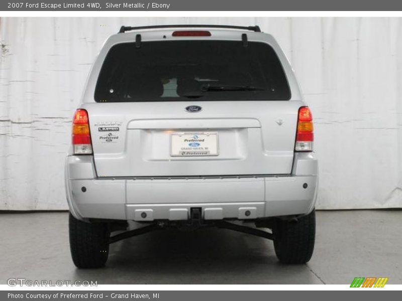 Silver Metallic / Ebony 2007 Ford Escape Limited 4WD